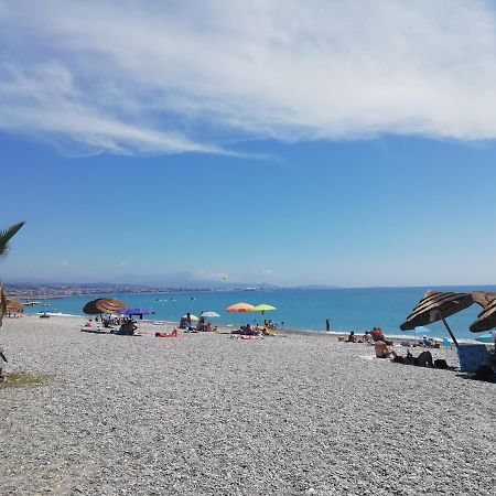 Cote D'Azur Joli Studio 50M Plage, Climatisation , Parking. Villeneuve-Loubet Bagian luar foto