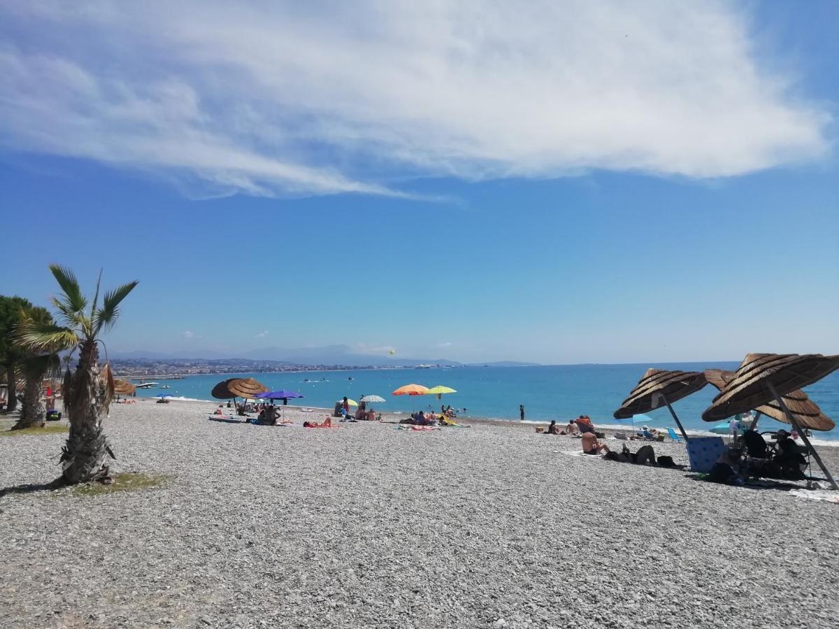 Cote D'Azur Joli Studio 50M Plage, Climatisation , Parking. Villeneuve-Loubet Bagian luar foto